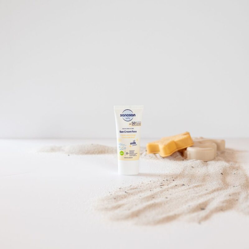 Cremă de față pentru copii cu protecție solară SPF 50+ sanosan Baby, 30 ml